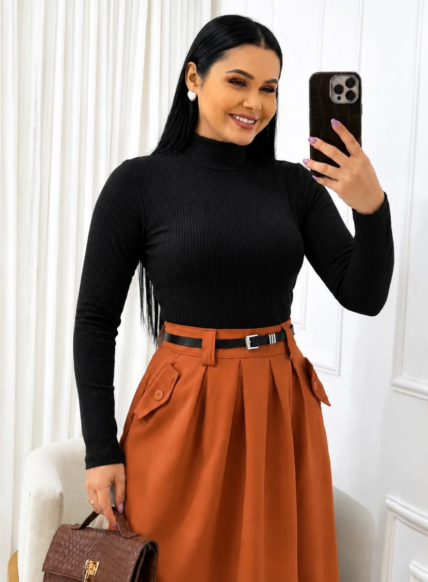 Blusa Gola Alta em Ribana Flanelada cor Preto