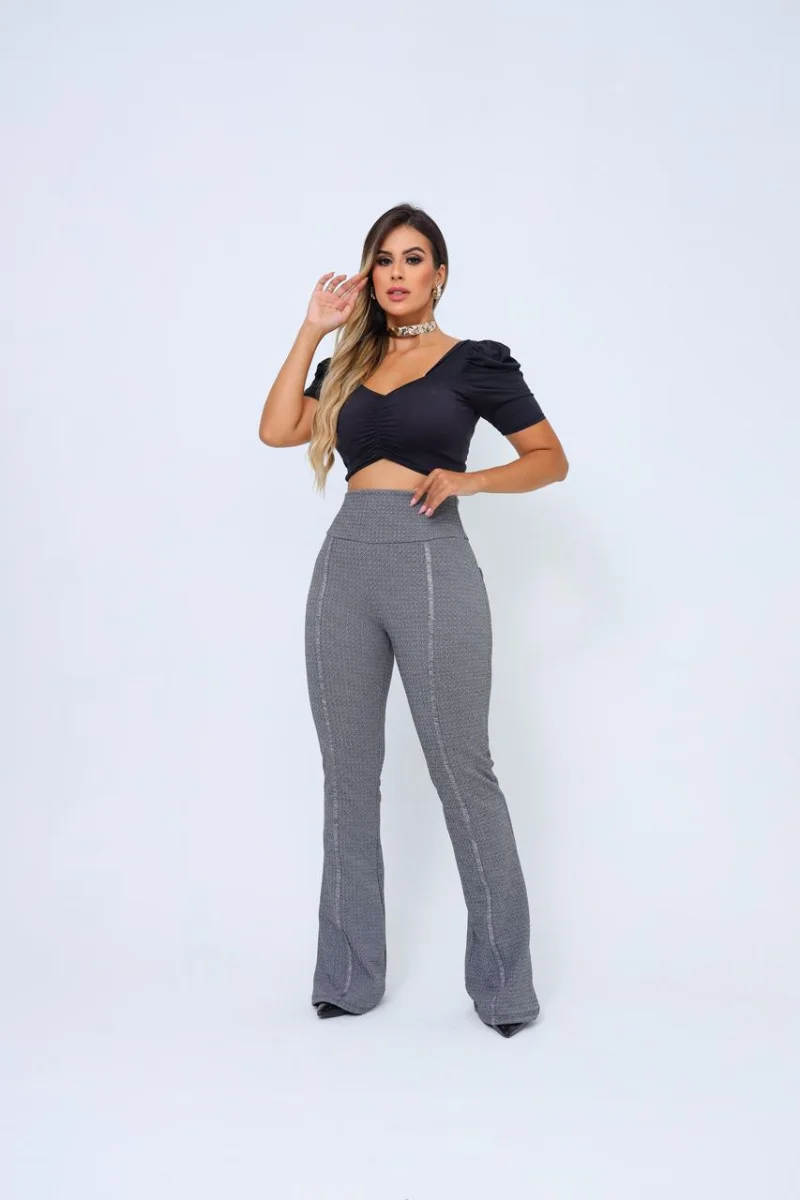Calça Flare social bailarina Cinza com todo estilo com detalhe de cirre e cintura alta