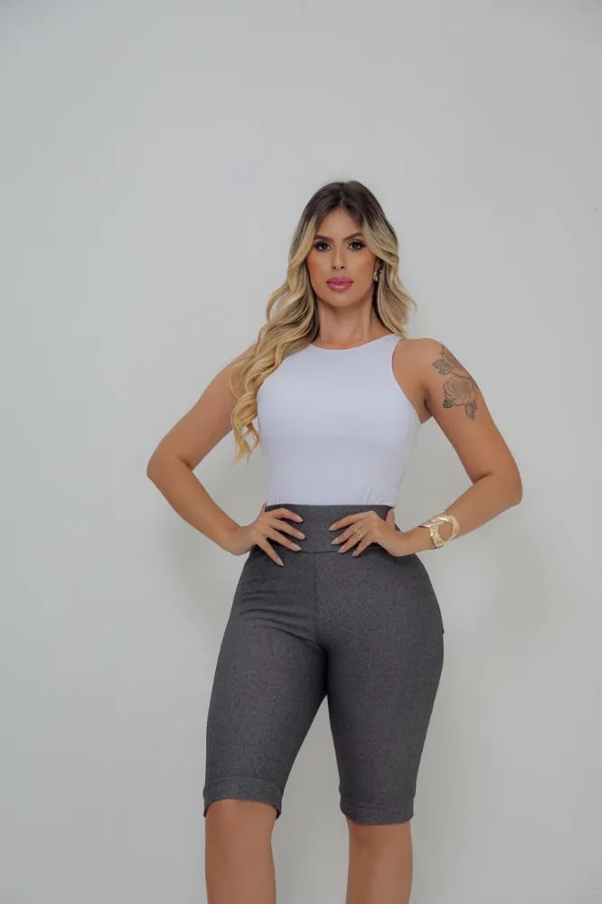 Bermuda Jeans Cotton Malha PA Cor Cinza Grafite Cintura Alta