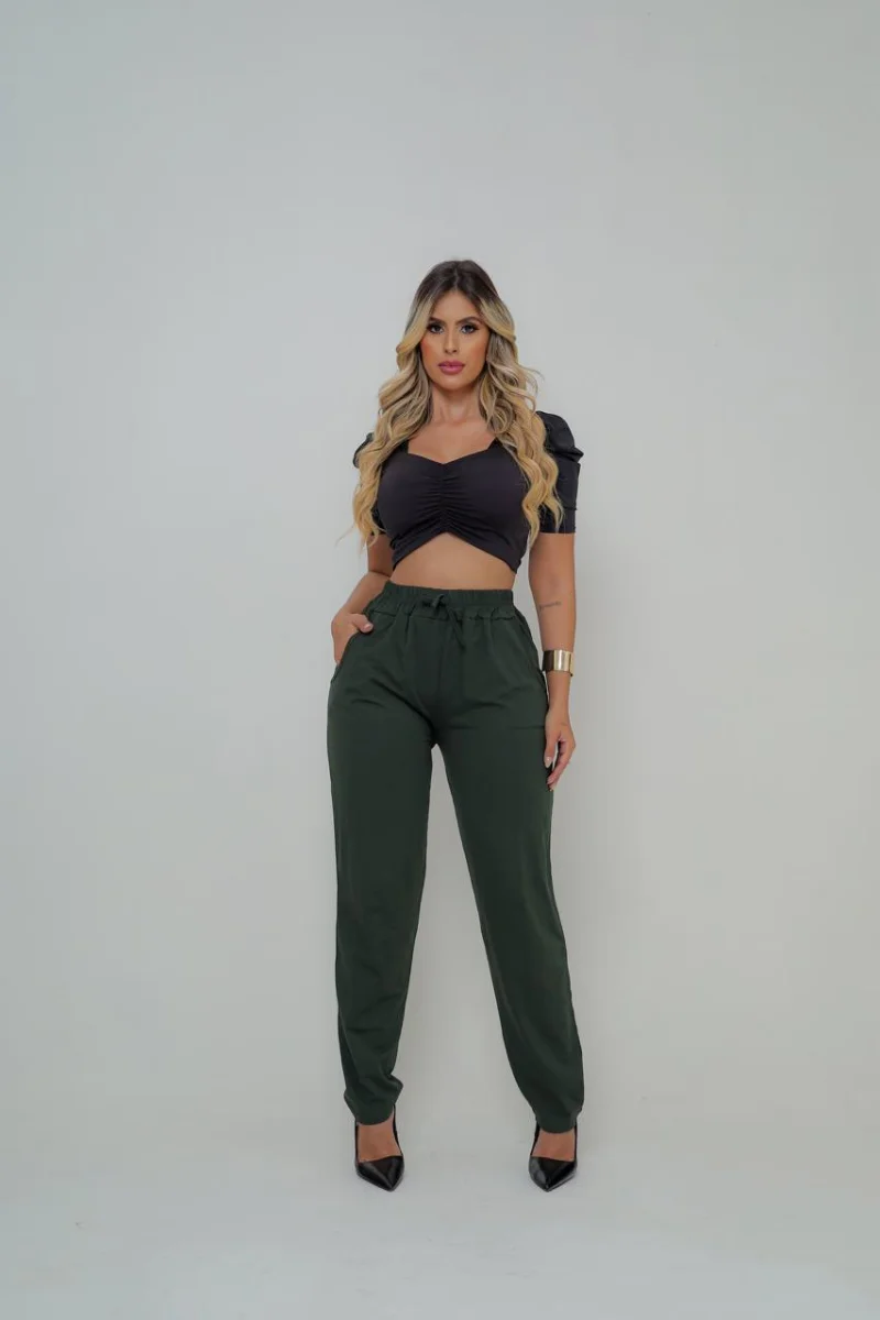 Calça feminina VISCOLYCRA Cor verde militar - 4
