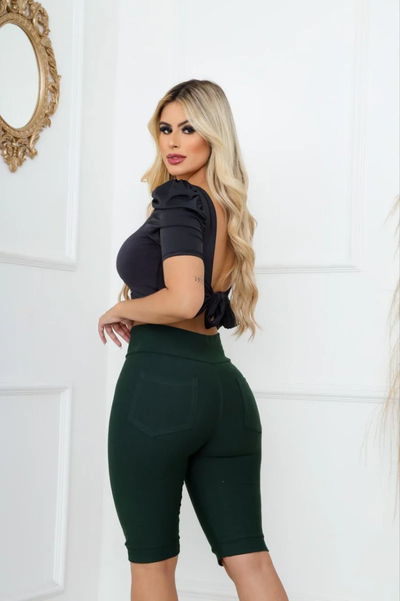 Bermuda Jeans Cotton Malha PA Cor verde militar Cintura Alta com um belo comprimento - 4