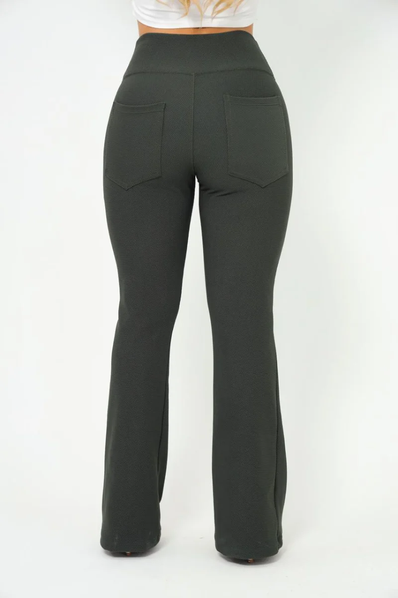 Calça feminina Flare Cor Verde Musgo Malha pop com zíper forrado - 3