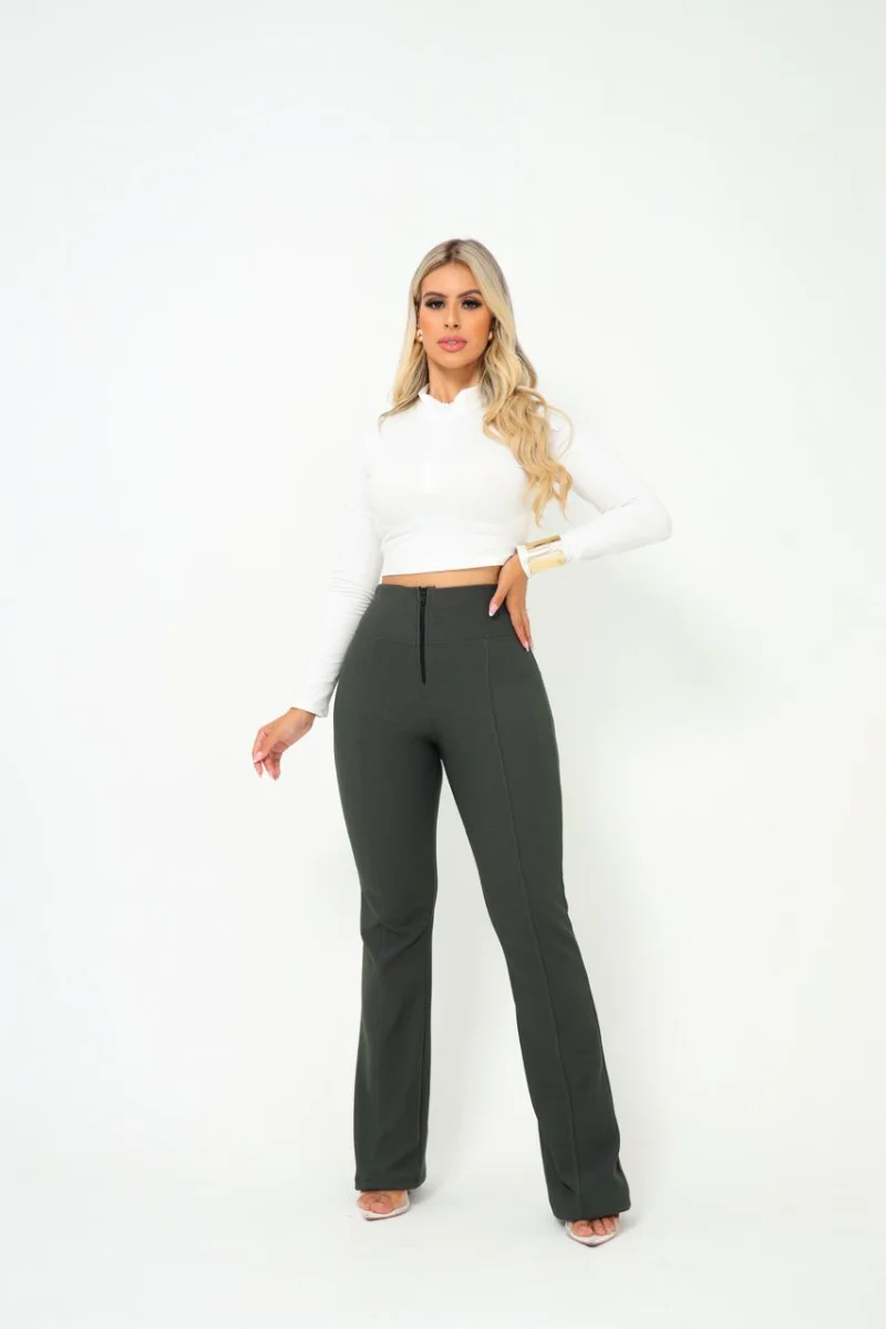 Calça feminina Flare Cor Verde Musgo Malha pop com zíper forrado